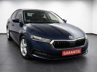 Gebraucht Skoda Octavia Ambition 116 PS (85 kW) 2021 Lavablau metallic Limousine