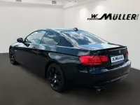 Gebraucht BMW 320 170 PS (125 kW) 2013 Saphirschwarz Coupé