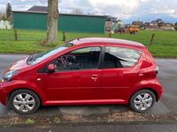 gebraucht Toyota Aygo (X) 1,0-l-VVT-i CoolRed CoolRed