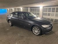 gebraucht BMW 320 i E90 Tüv 05.2025