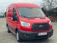 Gebraucht Ford Transit Trend 131 PS (96 kW) 2018 Rot Van / Kleinbus