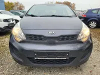 Gebraucht Kia Rio 86 PS (63 kW) 2014 Graphit met. Kleinwagen