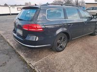 Gebraucht VW Passat 140 PS (102 kW) 2011 Grau Kombi