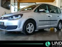 Usata VW Touran Trendline 105 CV (77 kW) 2011 Argento Monovolume