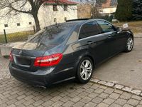Gebraucht Mercedes E250 204 PS (150 kW) 2012 Andere farben Limousine