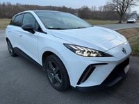 Gebraucht MG MG4 EV Luxury 150 kW (204 PS) 2023 Weiß Kleinwagen