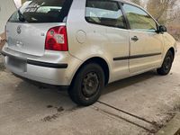 Gebraucht VW Polo 64 PS (47 kW) 2002 Silber Kleinwagen