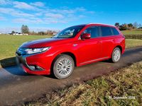 Gebraucht Mitsubishi Outlander P-HEV 99 PS (72 kW) 2021 Rot SUV