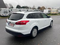 Gebraucht Ford Focus 105 PS (77 kW) 2015 Weiß Kombi
