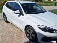 Gebraucht BMW 118 Advantage 150 PS (110 kW) 2022 Weiß Kleinwagen