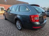 Gebraucht Skoda Octavia 102 PS (75 kW) 2016 Grau Kleinwagen