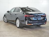 Gebraucht BMW 520 Sport Line 197 PS (144 kW) 2024 Schwarz Limousine