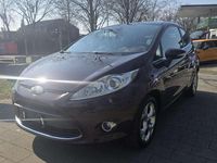 Gebraucht Ford Fiesta 82 PS (60 kW) 2009 Rot Kleinwagen