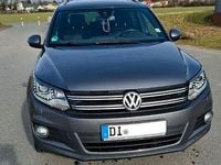 Gebraucht VW Tiguan LOUNGE 150 PS (110 kW) 2016 Grau SUV