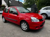 Gebraucht Renault Clio II Authentique 75 PS (55 kW) 2011 Rot Limousine