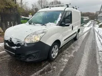 Używany Opel Combo Edition 95 KM (69 kW) 2018 Biały Minivan