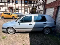 Gebraucht VW Golf III 90 PS (66 kW) 1995 Silber Kleinwagen