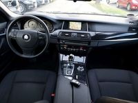 Gebraucht BMW 520 190 PS (139 kW) 2015 Schwarz metallic Kombi