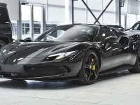 Gebraucht Ferrari 296 829 PS (609 kW) 2025 1250 nero ds Cabrio