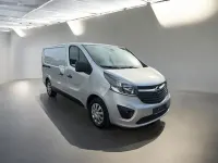 Gebraucht Opel Vivaro 145 PS (106 kW) 2017 Silber Van / Kleinbus