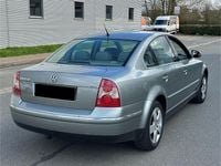 Gebraucht VW Passat Highline 131 PS (96 kW) 2004 Grau Limousine