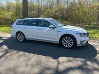 Gebraucht VW Passat GTE 156 PS (114 kW) 2016 Weiß Kombi