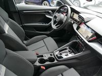 Gebraucht Audi A3 S-Line 116 PS (85 kW) 2025 Gletscherweiß metallic Limousine