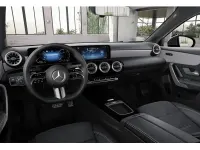 Gebraucht Mercedes A180 AMG 116 PS (85 kW) 2025 Grau / manufaktur alpingrau Limousine