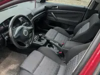 Gebraucht VW Passat 101 PS (74 kW) 2001 Rot Kombi
