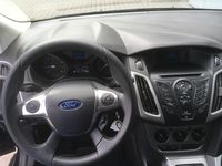 Gebraucht Ford Focus 105 PS (77 kW) 2011 Schwarz Limousine