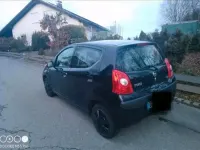 Gebraucht Nissan Pixo 68 PS (50 kW) 2010 Schwarz Kleinwagen