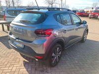 Neu Dacia Sandero Expression 91 PS (66 kW) 2025 Schiefergrau Kleinwagen