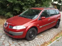 Gebraucht Renault Mégane GrandTour Dynamique 113 PS (83 kW) 2004 Feuerrot Kombi
