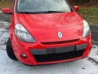Gebraucht Renault Clio GrandTour 101 PS (74 kW) 2012 Rot Kombi