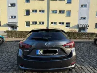 Używany Mazda 3 150 KM (110 kW) 2017 Szary Sedan/Limuzyna