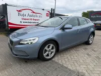 Gebraucht Volvo V40 Summum 120 PS (88 kW) 2017 Blau Limousine