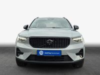 Neu Volvo XC40 Plus 197 PS (144 kW) 2026 Grau SUV