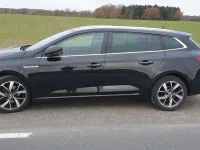 Gebraucht Renault Mégane GrandTour Bose Edition 131 PS (96 kW) 2017 Schwarz Kombi