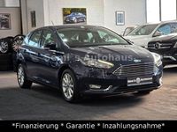 Usata Ford Focus Titanium 101 CV (74 kW) 2017 Blu Berlina