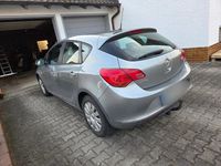Gebraucht Opel Astra 119 PS (87 kW) 2012 Silber Kombi
