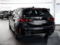 Neu BMW M135 Efficient Dynamics 300 PS (220 kW) 2026 Black sapphire Kleinwagen