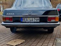 Gebraucht Mercedes 220 63 PS (46 kW) 1976 Schwarz Limousine