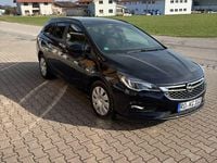 Second-hand Opel Astra Dynamic 105 CP (77 kW) 2019 Albastru Break
