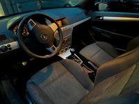 Gebraucht Opel Astra GTC 125 PS (91 kW) 2005 Grau Coupé