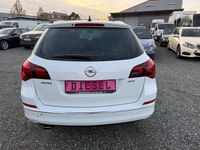 Gebraucht Opel Astra Exklusiv 165 PS (121 kW) 2014 Weiß Kombi