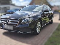 Gebraucht Mercedes E220 194 PS (142 kW) 2016 Schwarz Kombi