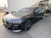 Gebraucht BMW 750e Performance 489 PS (359 kW) 2024 Grau Limousine