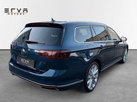 Gebraucht VW Passat R-line 200 PS (147 kW) 2022 Blau Kombi