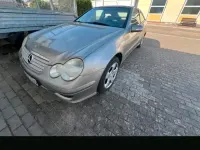 Gebraucht Mercedes C200 163 PS (119 kW) 2004 Gold Coupé
