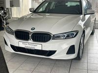Gebraucht BMW 330e 184 PS (135 kW) 2022 Weiß Limousine